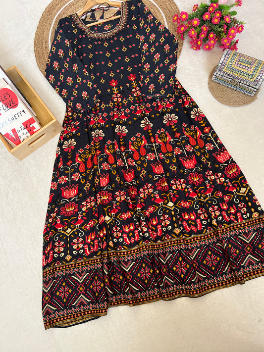 Beautiful frock in heavy rayon material (soft cotton)