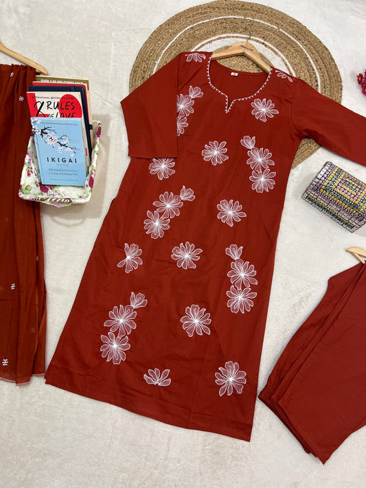 Cotton suit with full embroidery