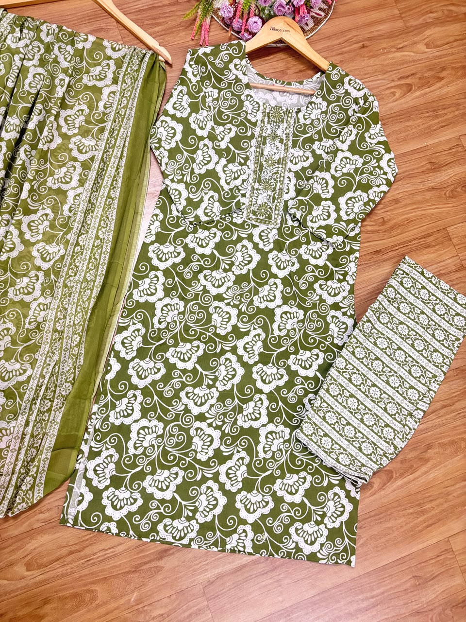 Cotton suit