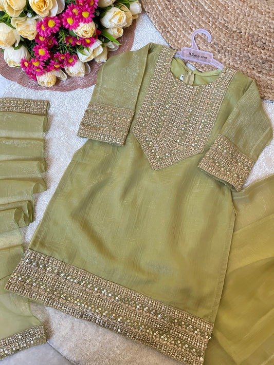 Kids wear CBRP450-500