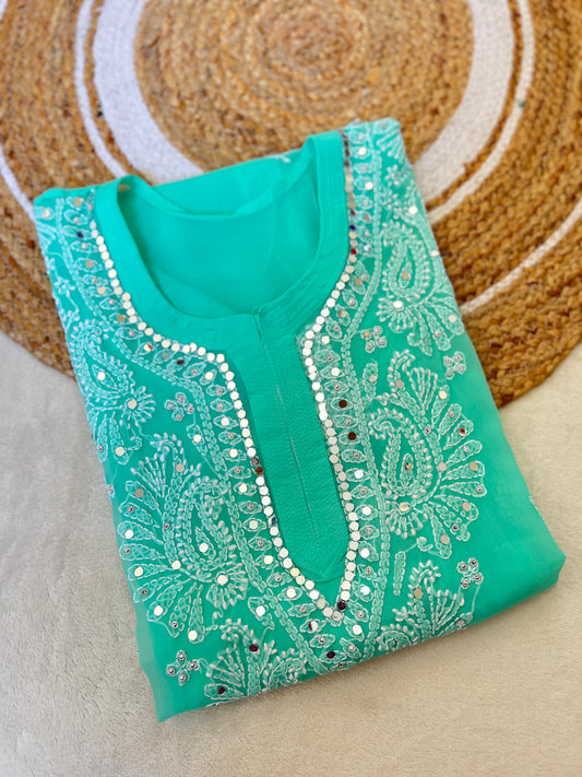 Chikankari kurtie
