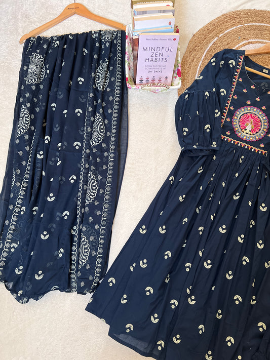 Beautiful cotton dress with embroidery
