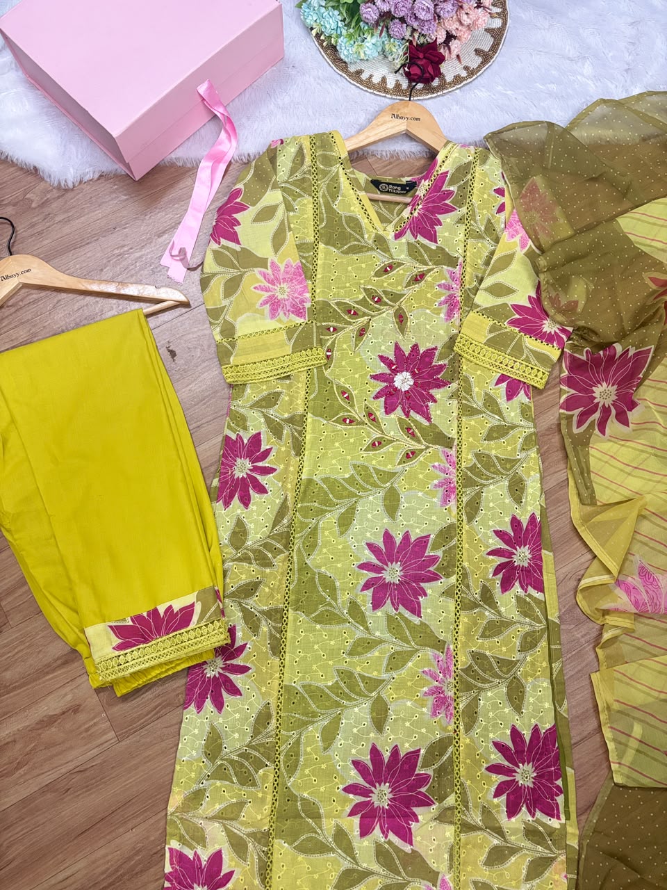 Premium Dress in cotton hakoba material