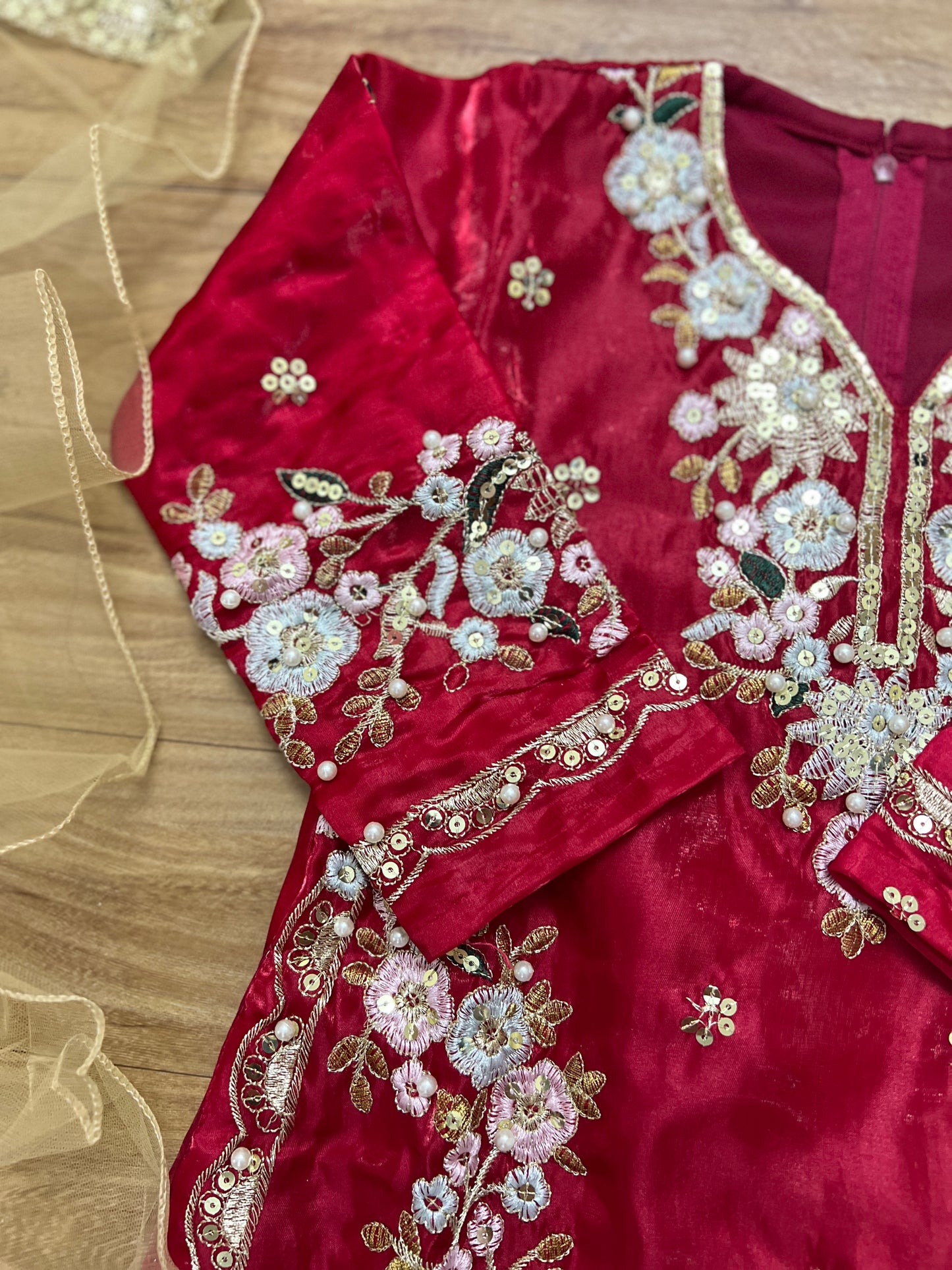 Kids Ethnic wear Dresses CBRP 500 ( 5 AED Discount on prepaid orders)