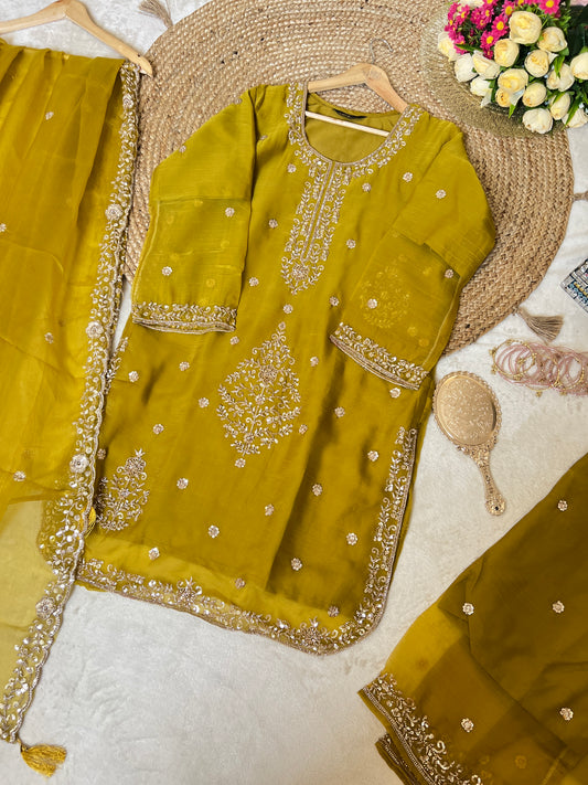 Premium suit set in Glass organza Material CBRP 2064