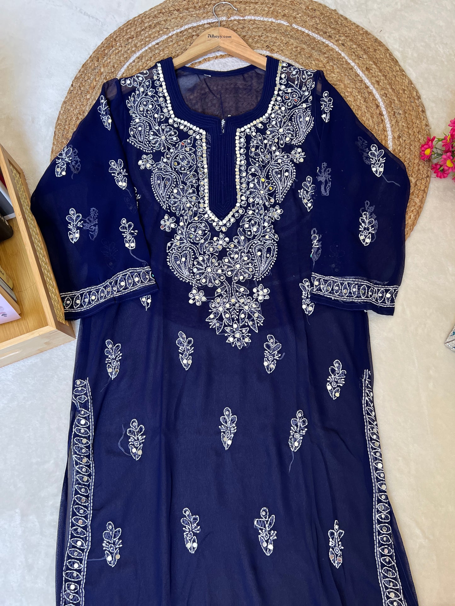 Chikankari kurtie