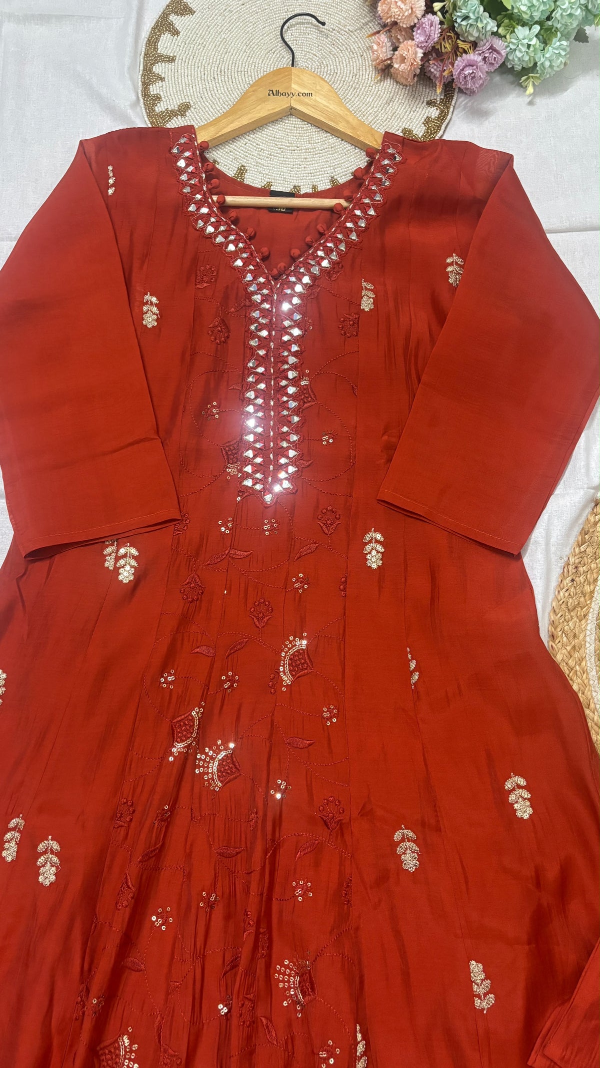 Salwar suit