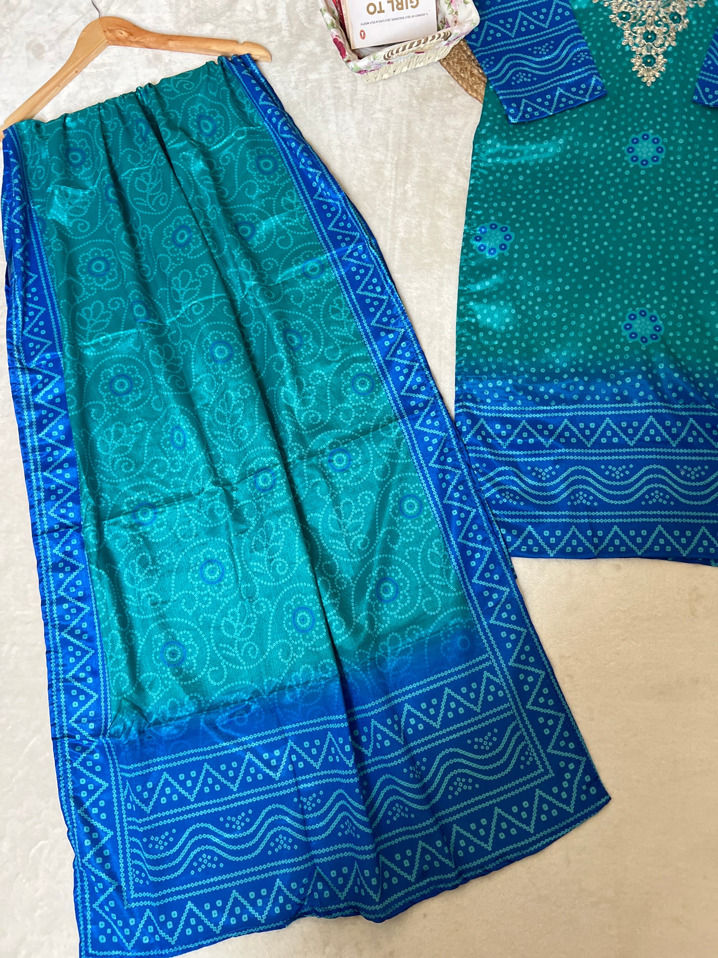 Suit set Silk material CBRP4210