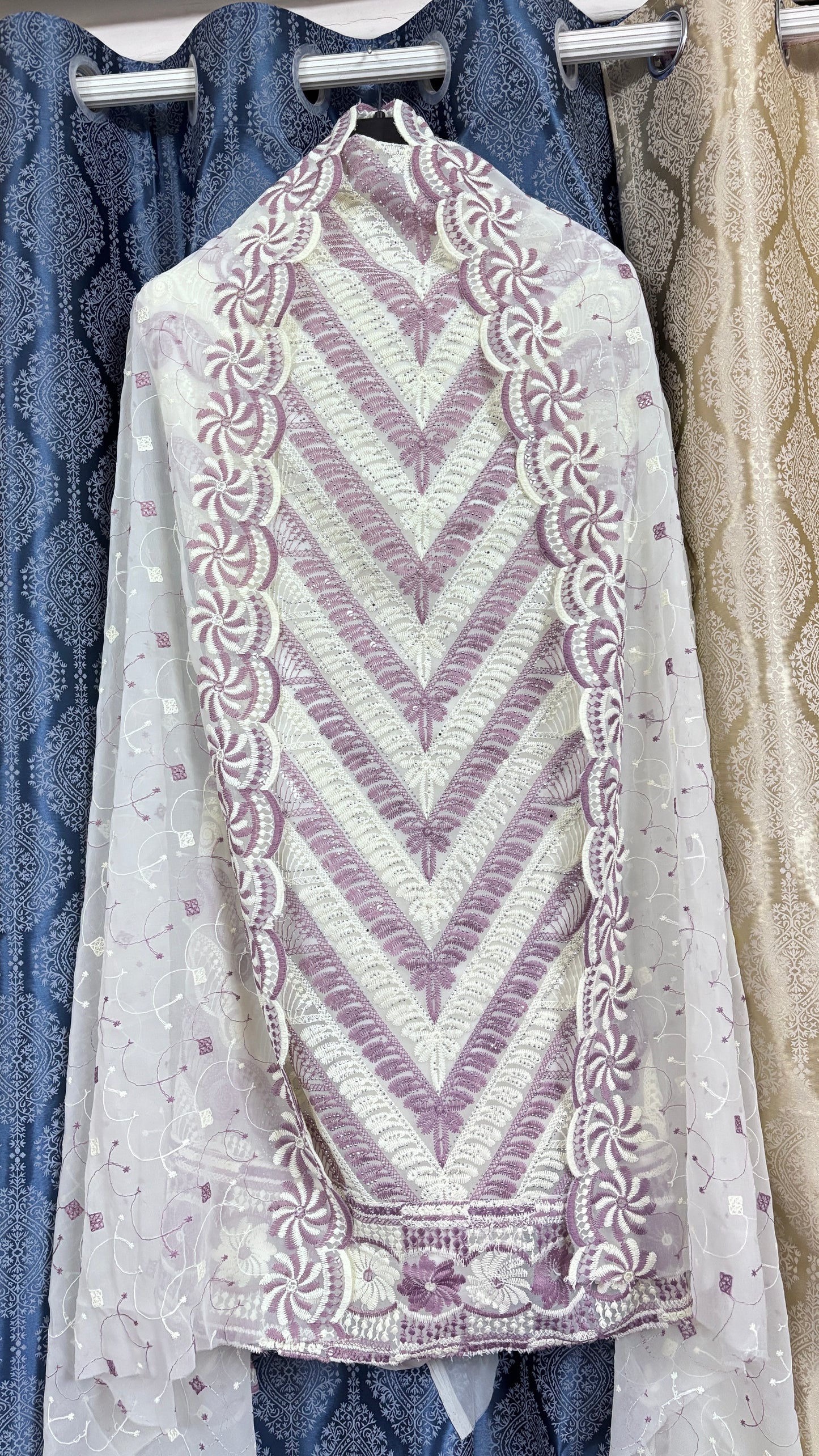 Unstitched suit set Offer 😍