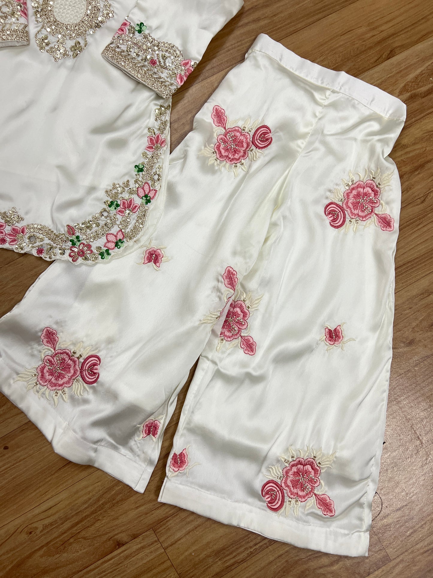Premium kids Ethnic wear dresses CBRP 700 (5 AED Discount on prepaid order