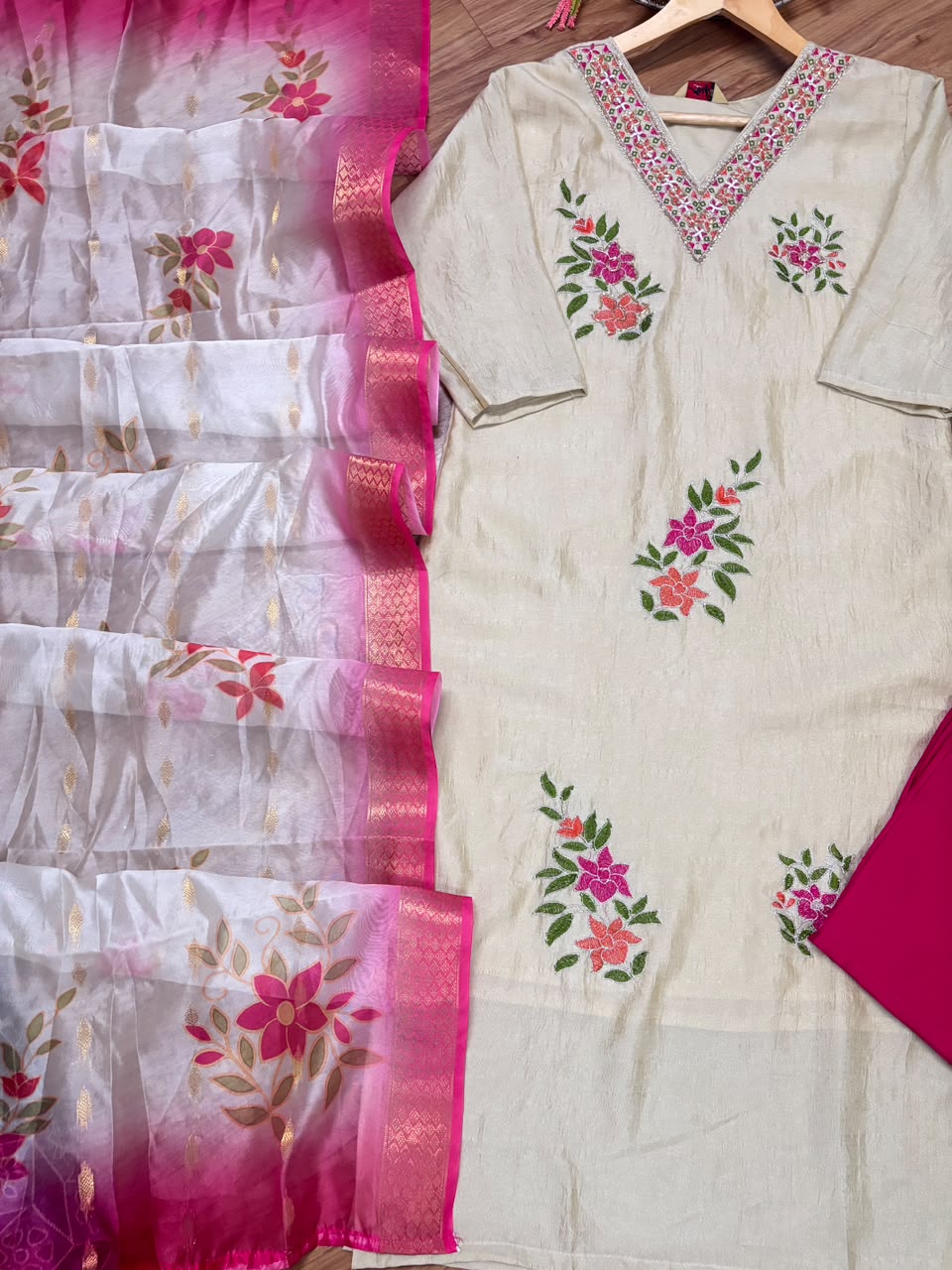 Tissue silk material suit