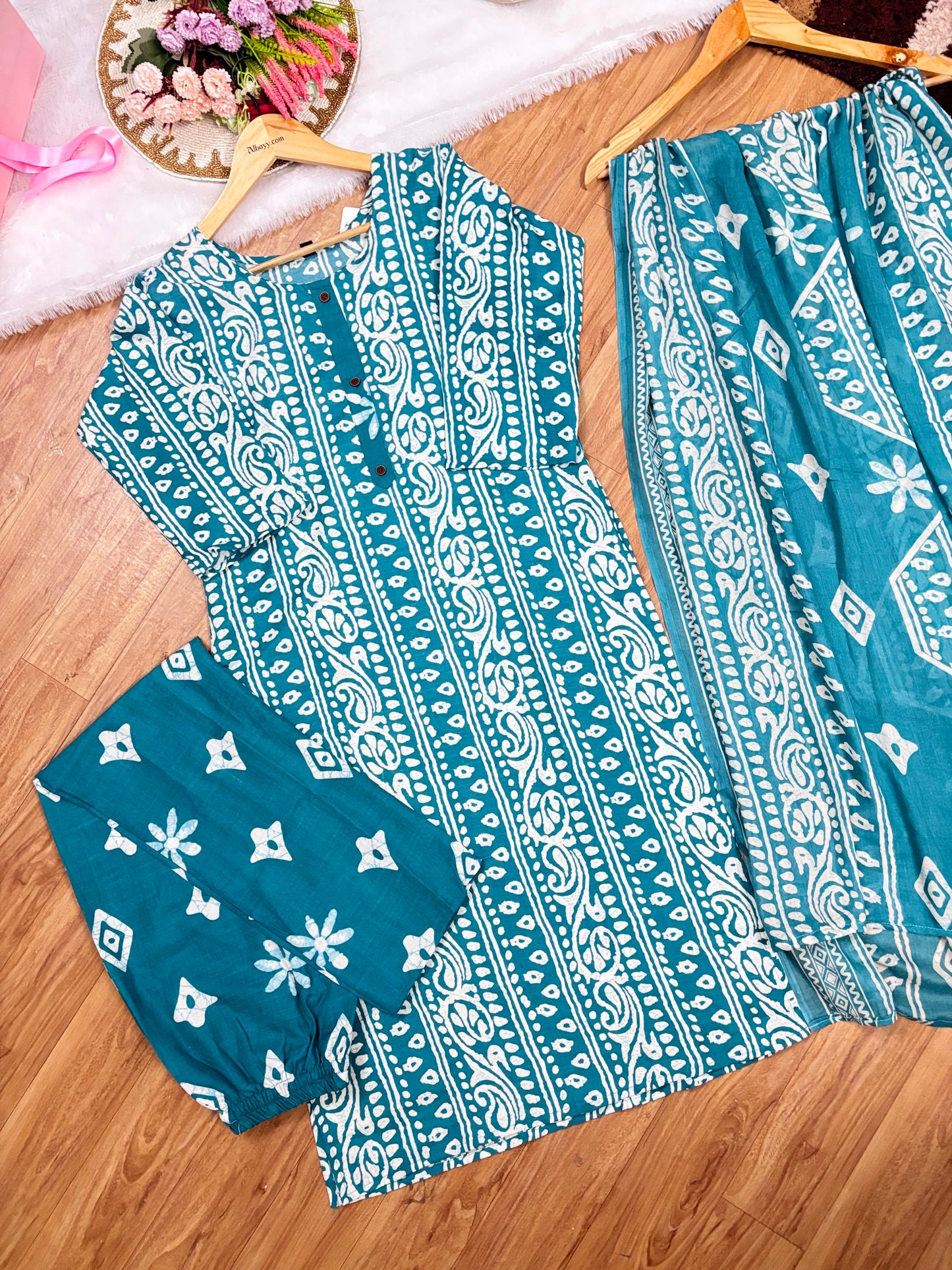 Cotton suit