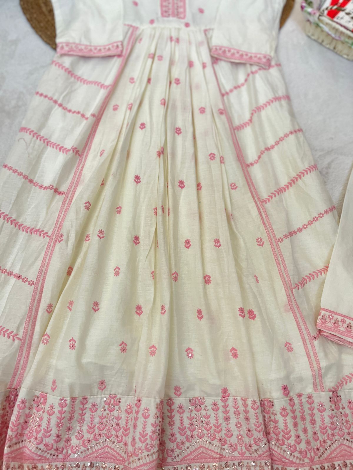 Pure mul cotton dress with all over embroidery
